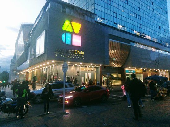 la Avenida Chile Centro Comercial y Financiero