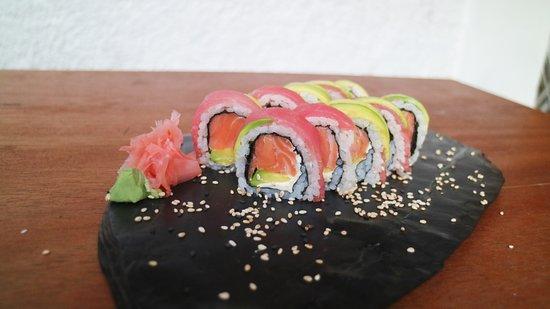 Sake Sushi & Wok